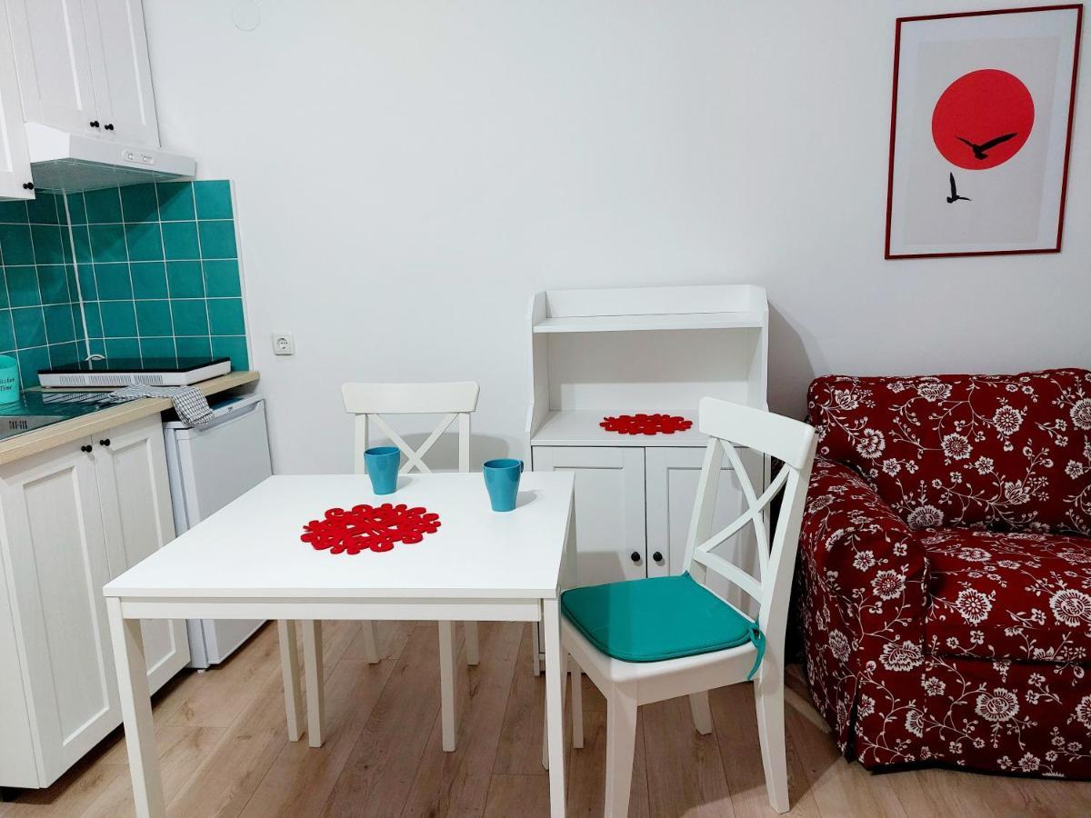Sha La La - Charming, Unique Studio In A Historic Building Next To A Castle, Wifi, Smart Tv, Washer-Dryer Bakar Exterior photo